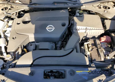 2015 Nissan Altima 2.5 z USA, uszkodzony, nr VIN 1N4AL3AP3FC149508